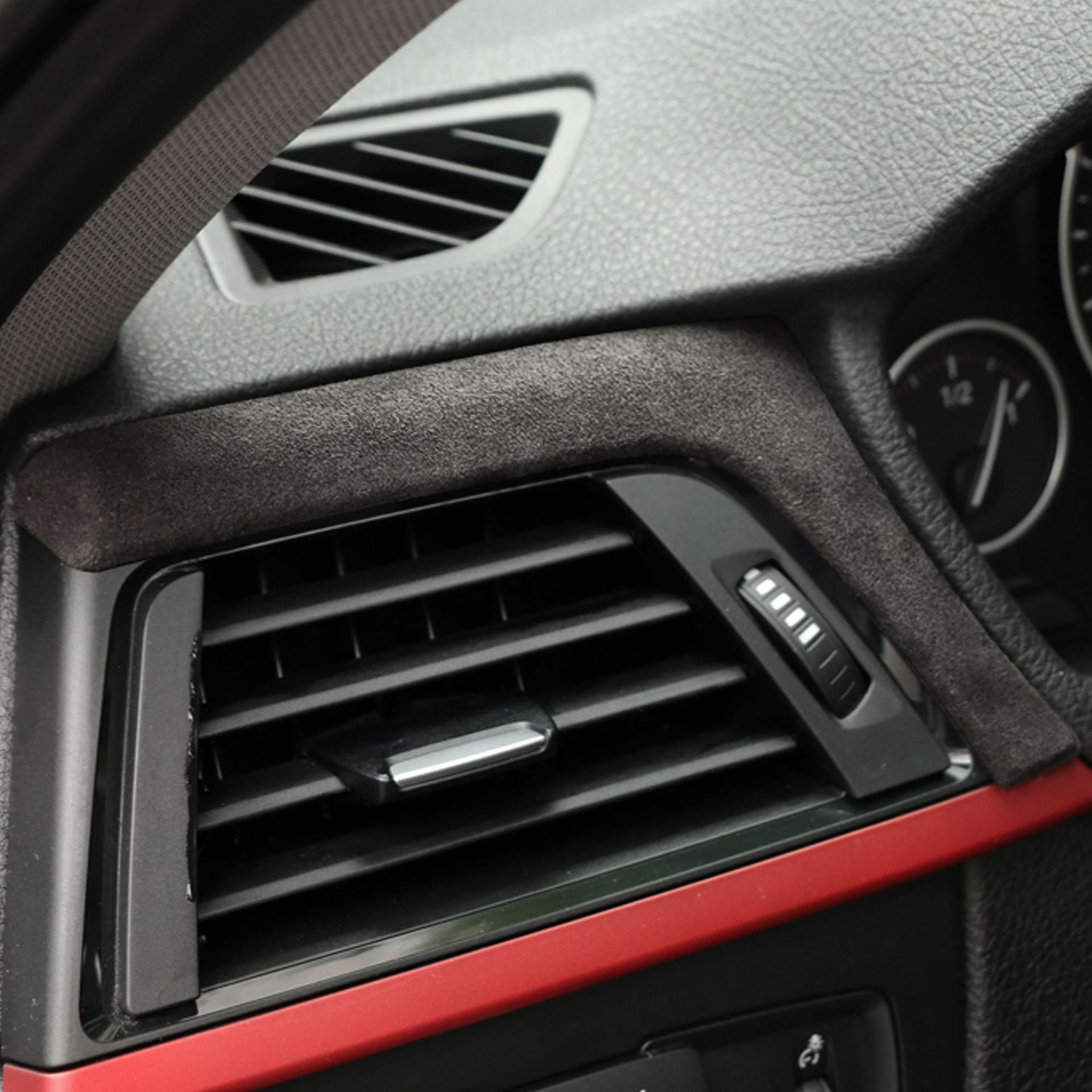 Adecuado para BMW Serie 3 F30 Alcantara Suede Panel de instrumentos de control central