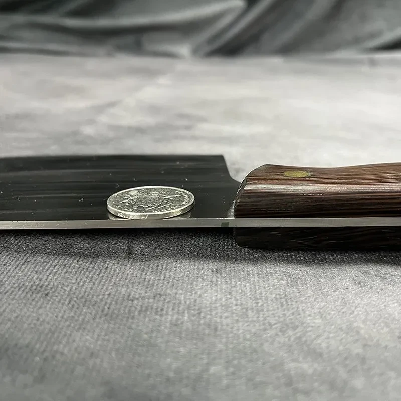 Cuchillo de cocina de acero puro forjado a mano
