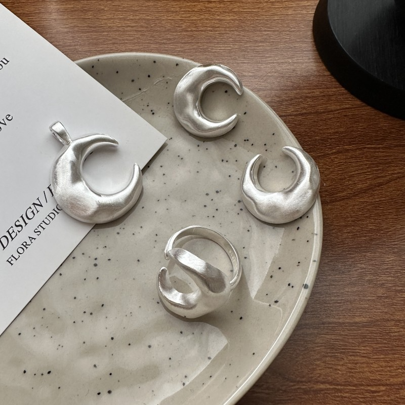 Anillo de plata de ley S925 con textura mate