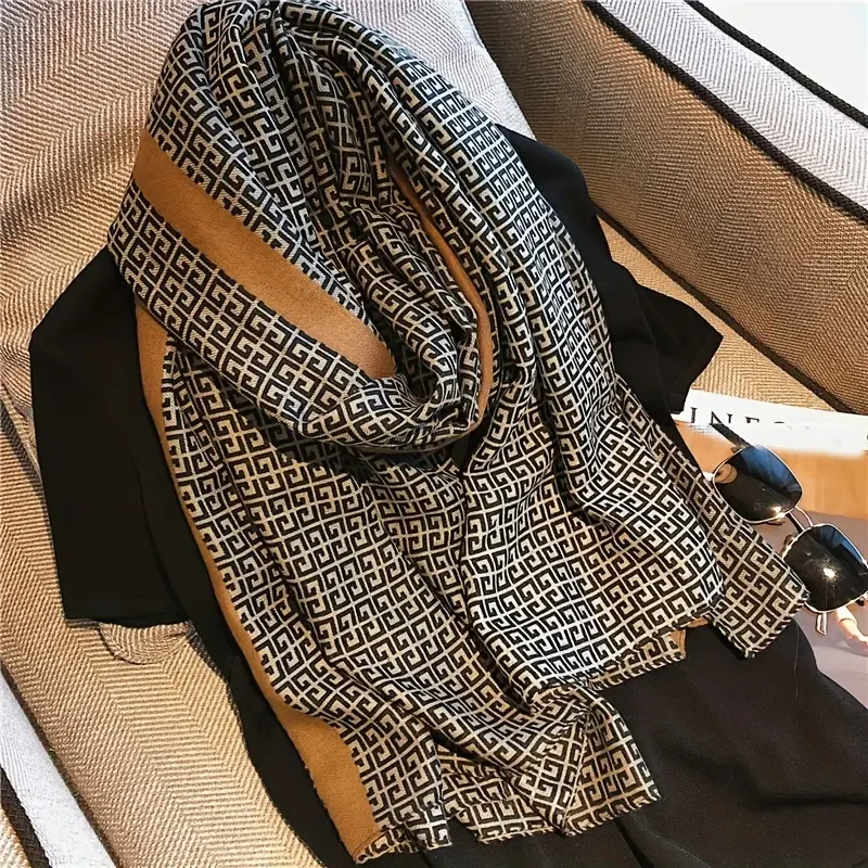 Bufanda básica con estampado geométrico