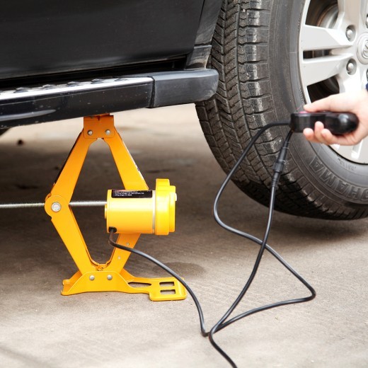 Kit de mantenimiento de gato eléctrico montado en vehículo