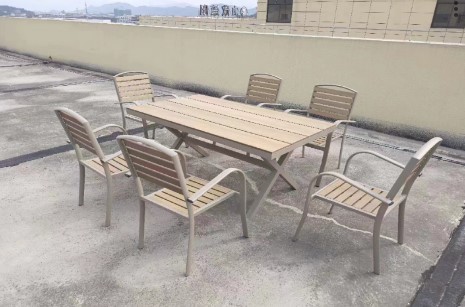 Juego de 7 sillas y mesa plegables para patio y exterior
