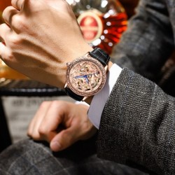 Reloj mecánico automático impermeable con diseño ahuecado de moda