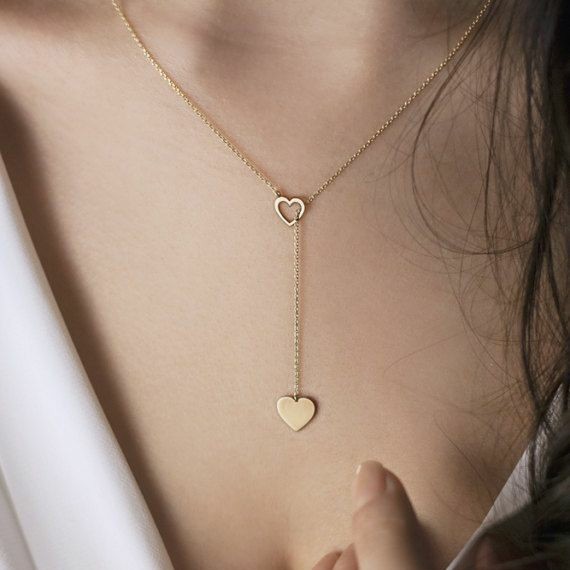 Collar con colgante de corazón de melocotón en forma de Y para mujer