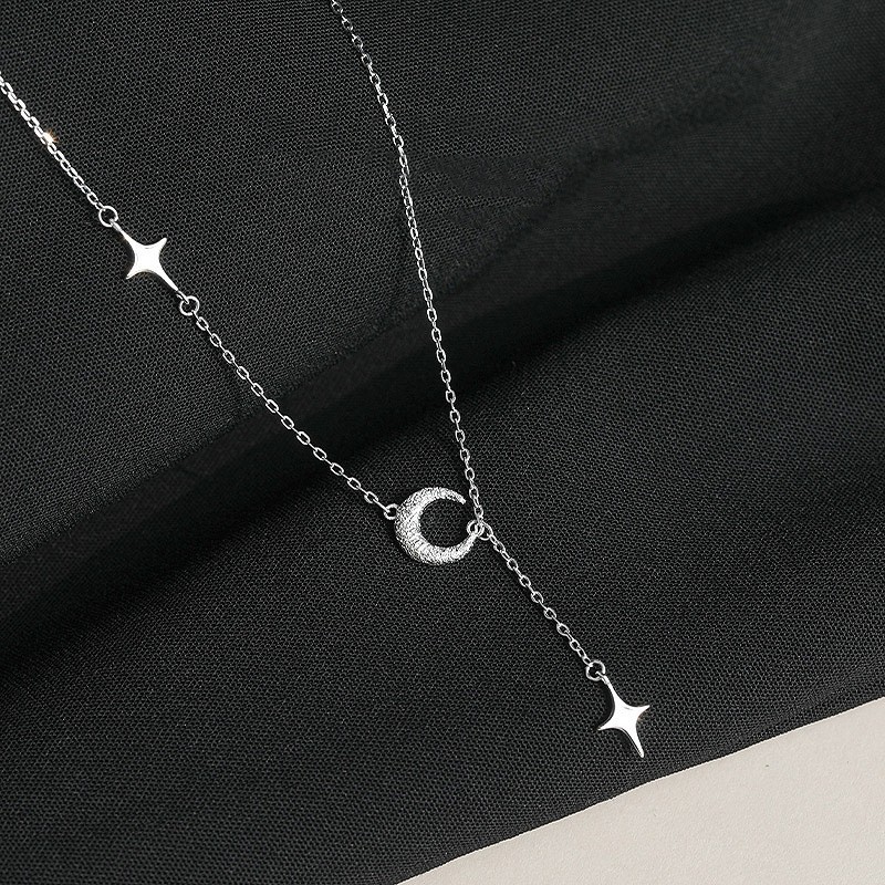 Nuevo collar con forma de luna y estrella en plata de ley 925