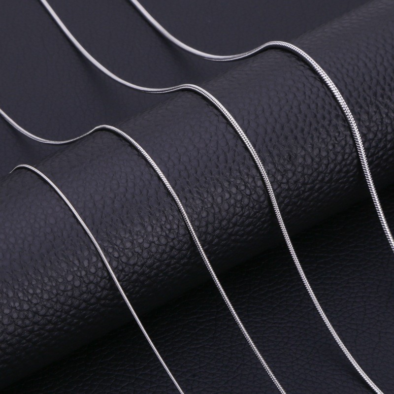 Collar de cadena de hueso de serpiente de acero inoxidable color plata de 1,2 mm