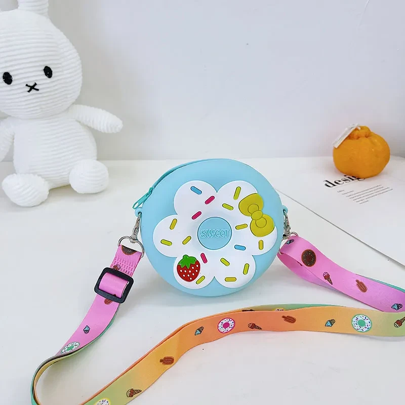 Bolso bandolera portátil de silicona para niños con forma de donut de fruta