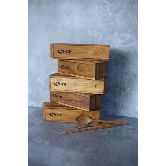 Cuchara y tenedor de madera de teca personalizados