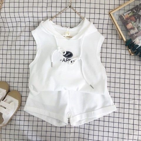 Traje de verano estilo coreano de algodón sin mangas con capucha y pantalones cortos de dos piezas para niña, traje estilo occidental