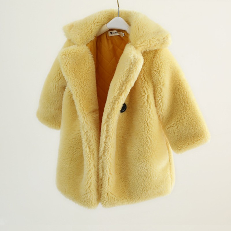Abrigo de piel para niños grandes en otoño e invierno.