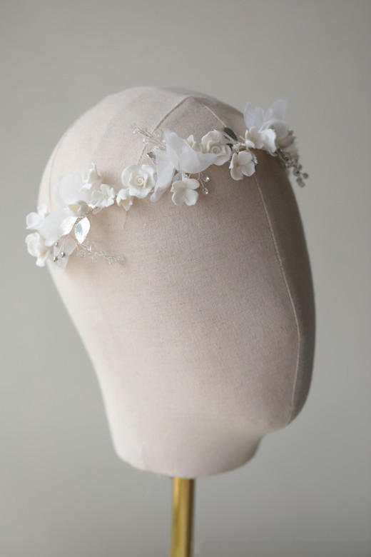 Diadema de cerámica con flores para mujer
