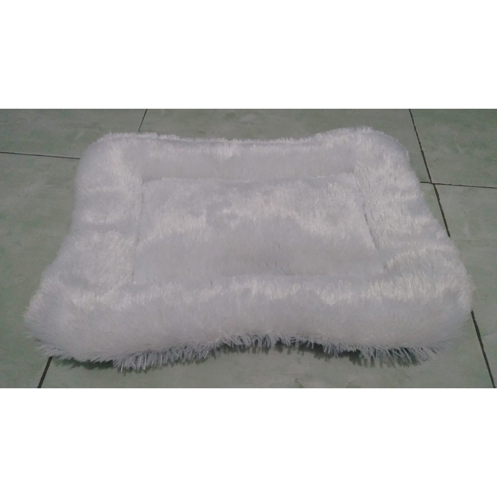 Cama para gatos con base de piel de raso gruesa