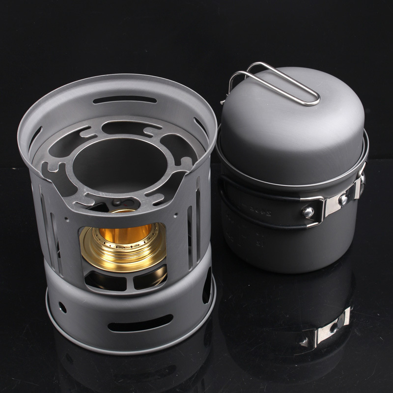 Prepare meals effortlessly on your outdoor adventures with the Small Outdoor Camping Cookware Set. Lightweight, compact, and durable, it’s the perfect companion for camping, hiking, and backpacking trips in New Zealand.