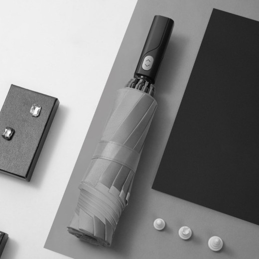 Paraguas inverso automático con banda reflectante de 10 varillas