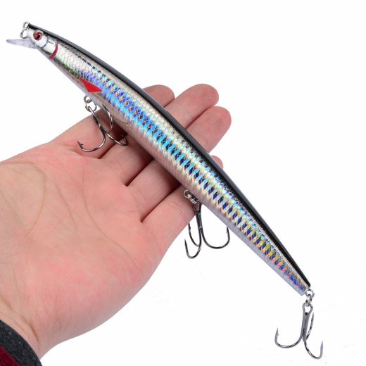 Señuelo grande para pesca en el mar