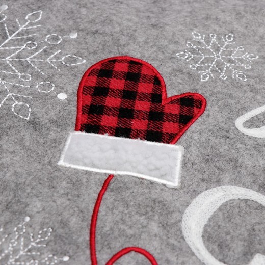 Falda de árbol de Navidad con decoración sencilla y moderna