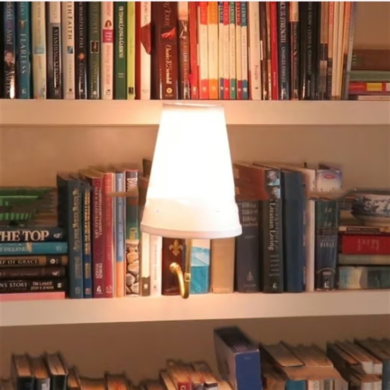 Lámpara literaria clásica navideña Lámpara de libro creativa