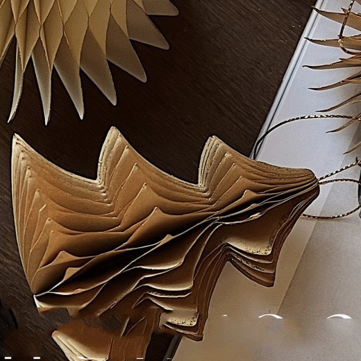 Adornos de origami para árbol de Navidad