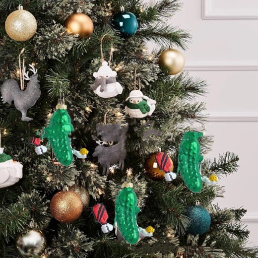 Interesantes adornos navideños de resina de pepino