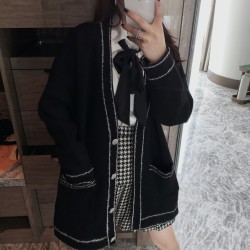 Chaqueta cortavientos universitaria