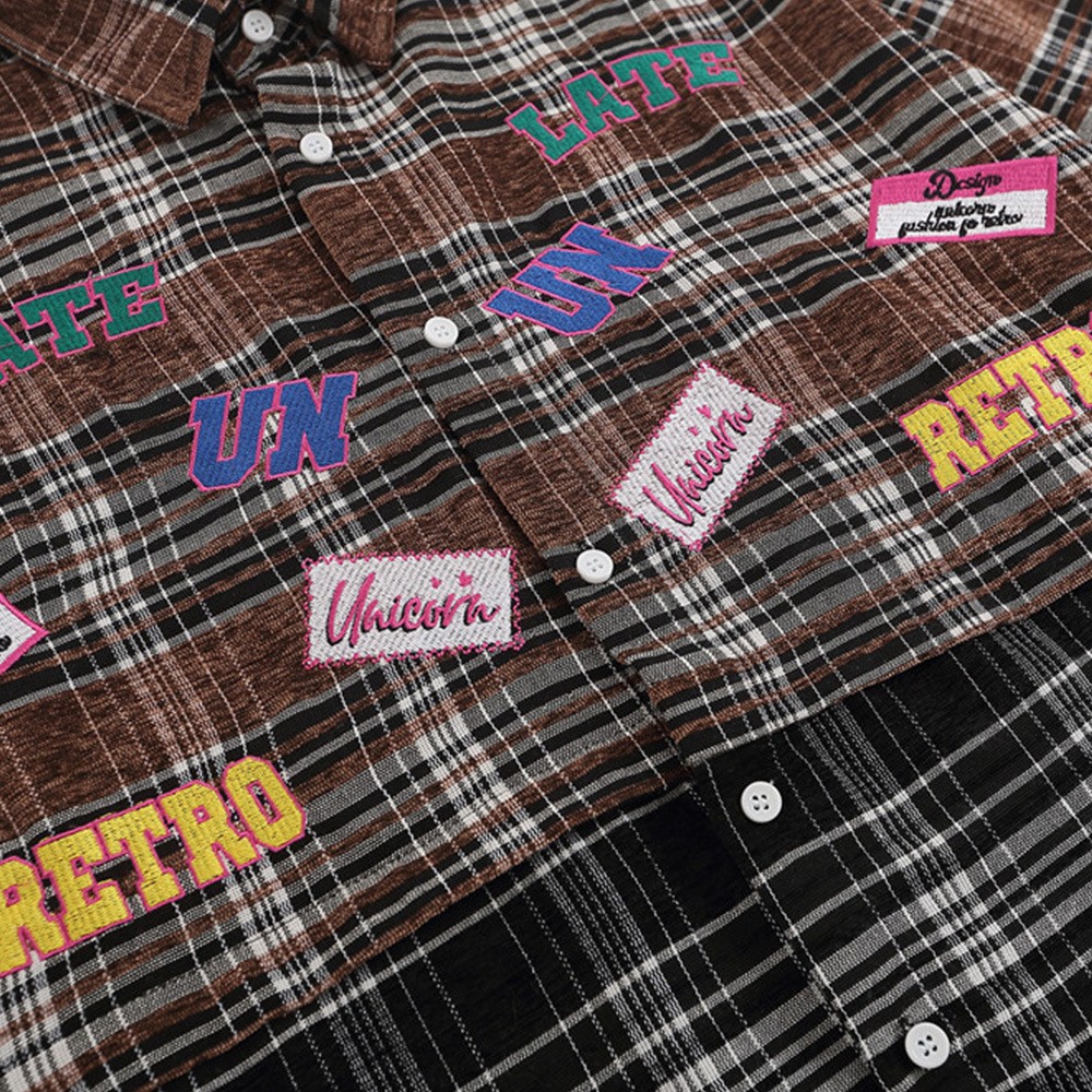 Abrigo a cuadros para mujer, primavera y otoño, diseño moderno de calle, costuras, letras bordadas, camisa de manga larga