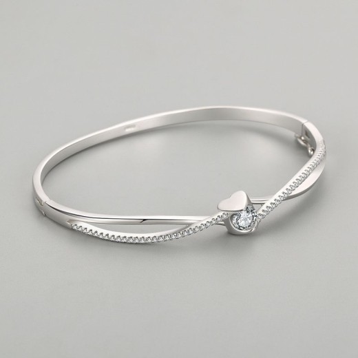 Pulsera de plata con corazón cruzado de doble capa para mujer