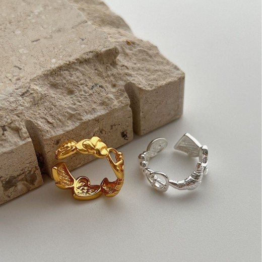 Anillo de plata de ley con agua alcalina y forma de cruasán retro para mujer