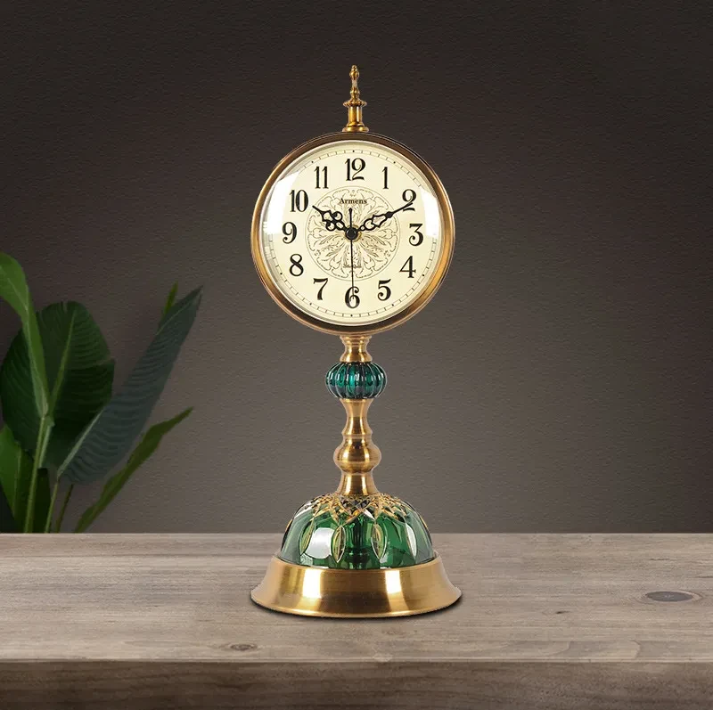 Reloj de escritorio silencioso de estilo europeo para sala de estar, moderno, para decoración de escritorio de casa americana, con adornos de arte creativo y personalidad.