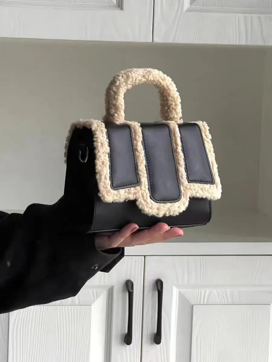 Bolso bandolera portátil y moderno de lana de cordero