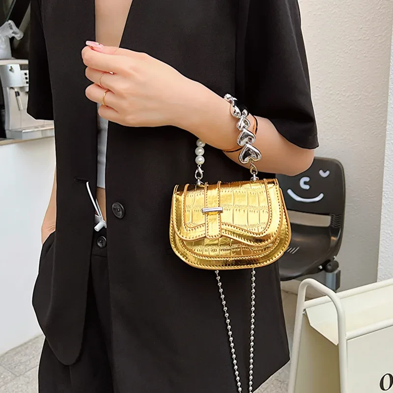 Nuevo bolso de mano Laser Pearl Saddle Girl Mini