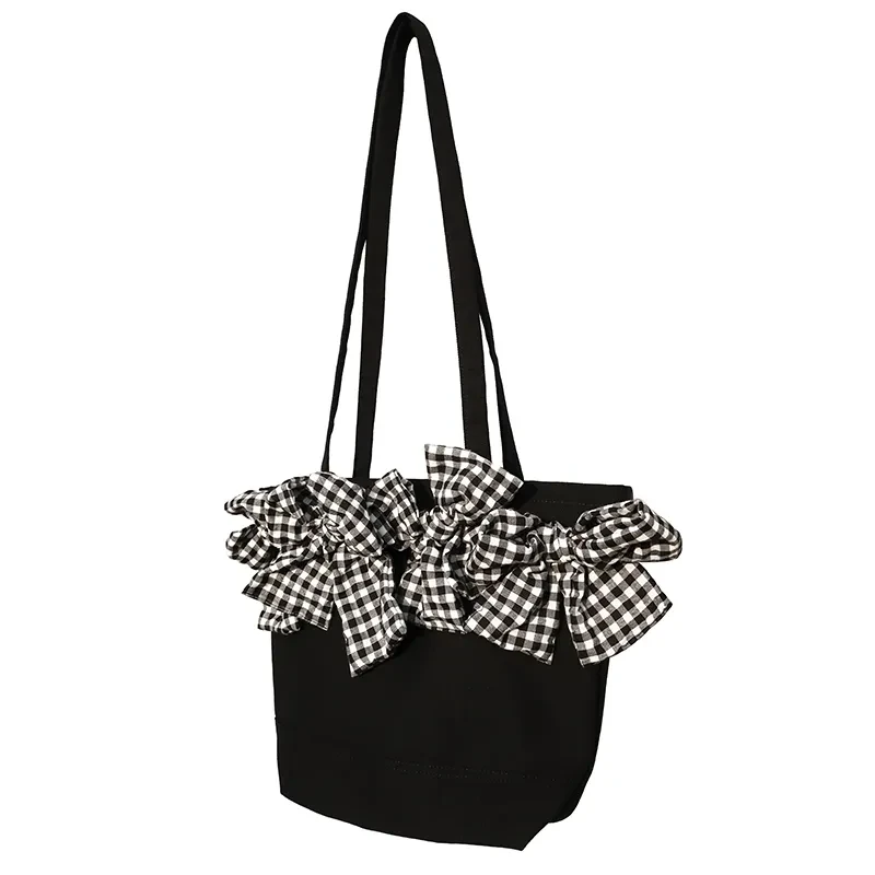 Bolso bandolera de gran capacidad con lazo grande y cuadros tridimensionales