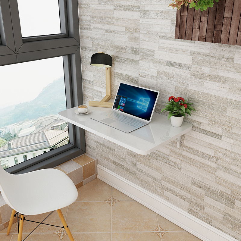 Mesa plegable para colgar en la pared
