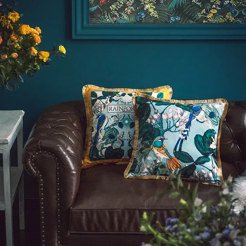 Juego de almohadas con diseño de pájaro y planta del bosque