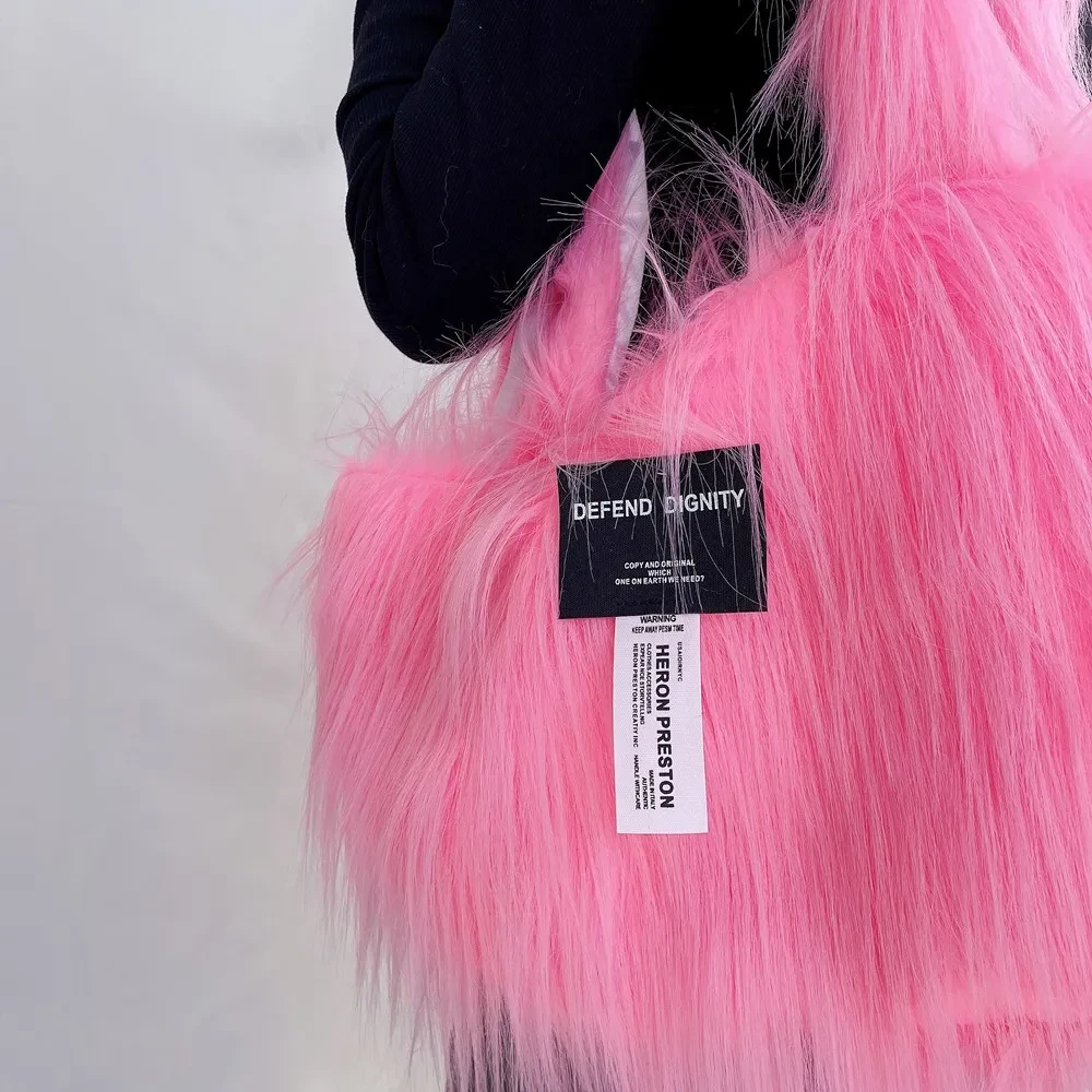 Bolso de hombro de gran capacidad con pelo largo de color liso para mujer