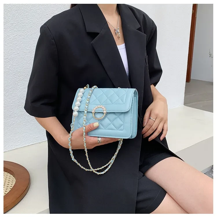 Bolso bandolera con cadena de diamantes
