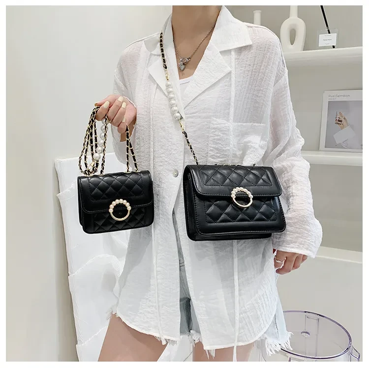 Bolso bandolera con cadena de diamantes