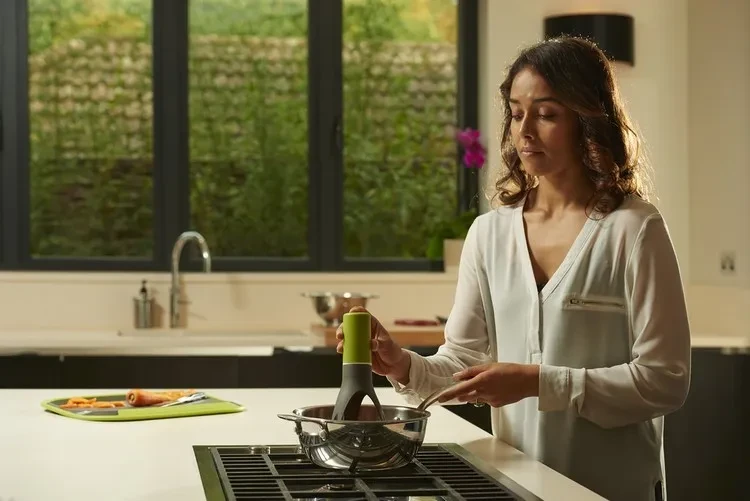 Batidora de cocina automática