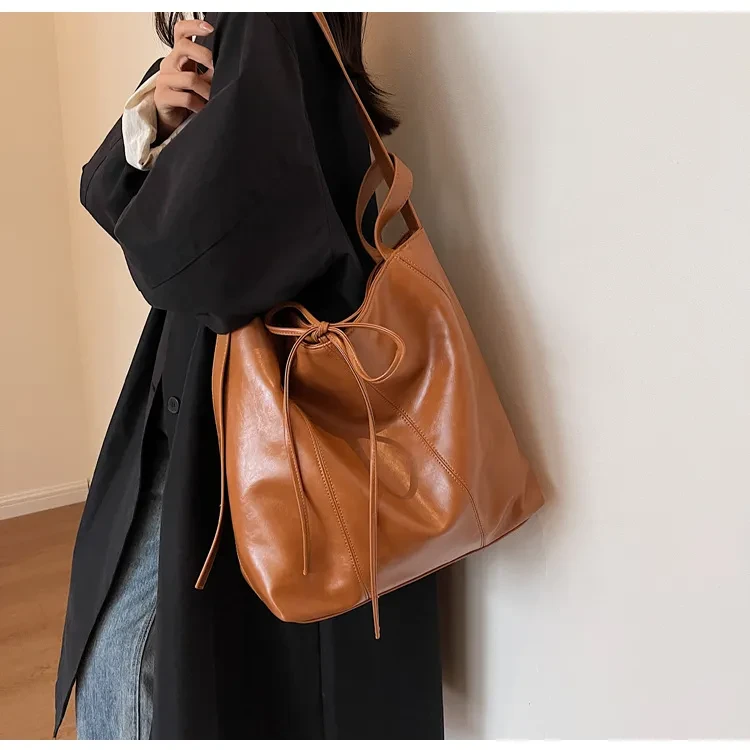 Bolso de mano informal, portátil, de gran capacidad, nuevo y de moda.