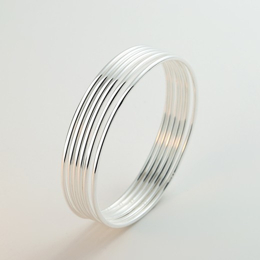 Pulsera de plata de ley brillante hecha a mano con apertura