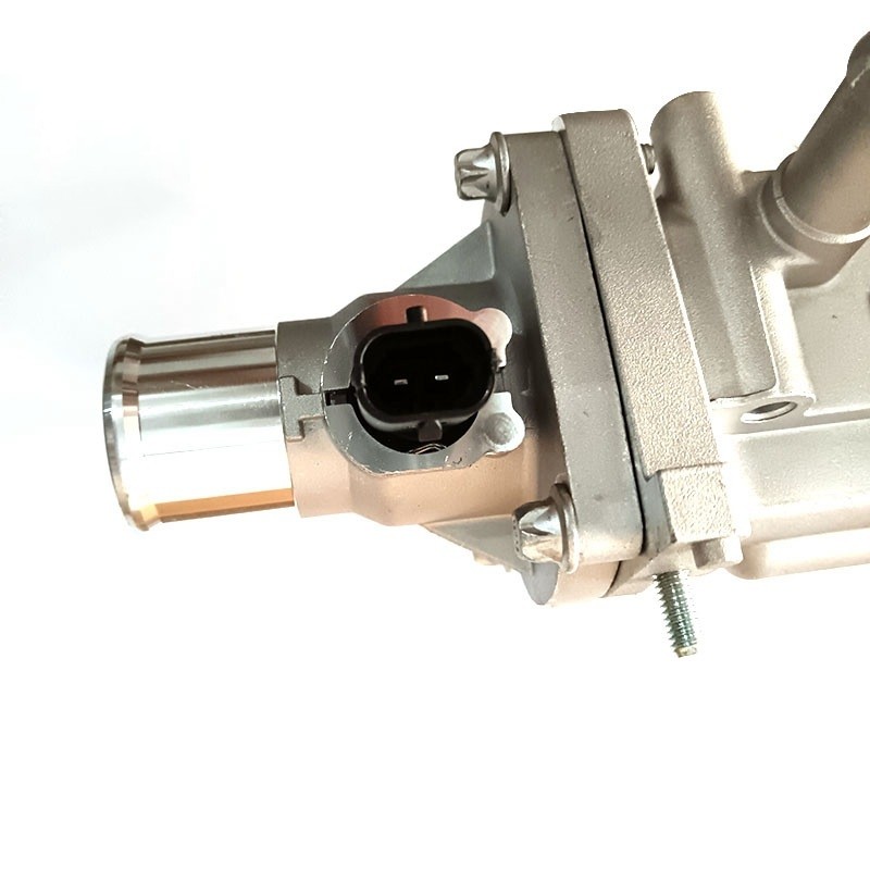 Conjunto de termostato con tubería de agua correspondiente 25192228