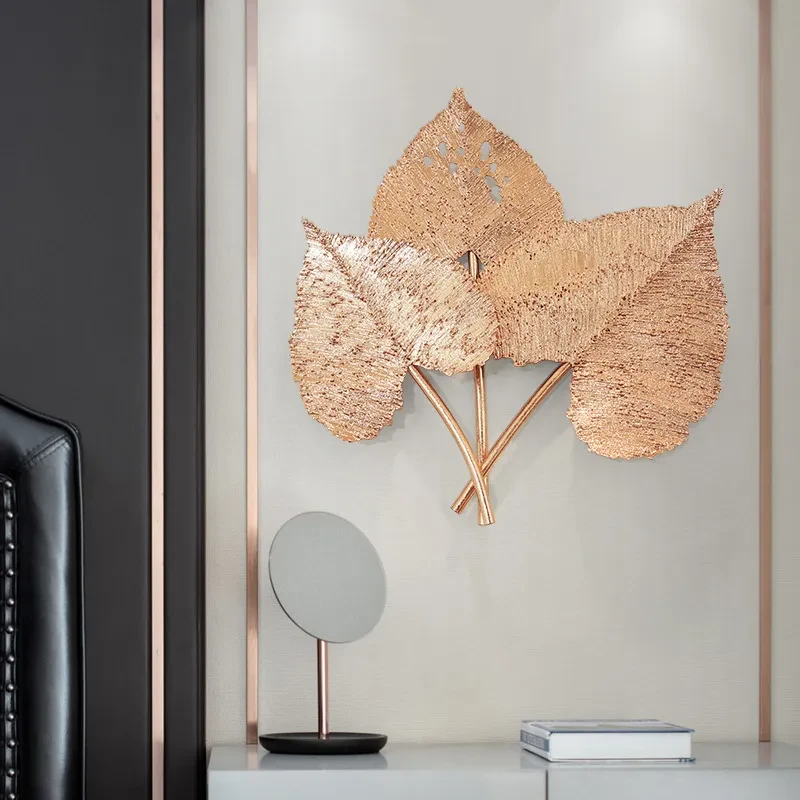 Arte de pared de hierro con plantas doradas tridimensionales, decoración de pared moderna y lujosa.