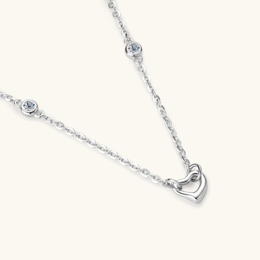 Collar de diamantes en forma de corazón Colgante en forma de corazón Cadena de clavícula