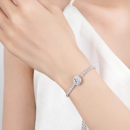 Pulsera de plata de ley con moissanita y estrellas para mujer