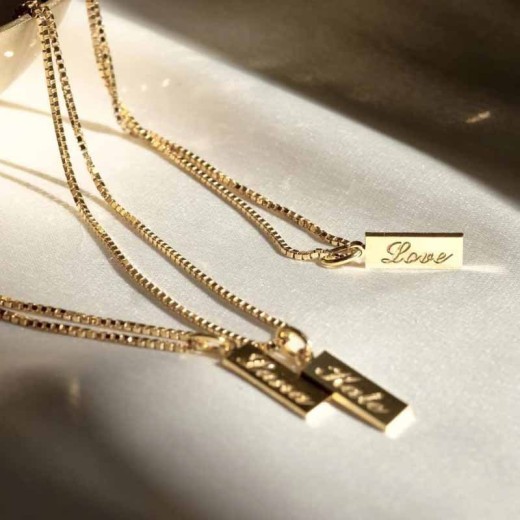 Collar de acero inoxidable con letras en inglés y cadena de clavícula grabada para pareja