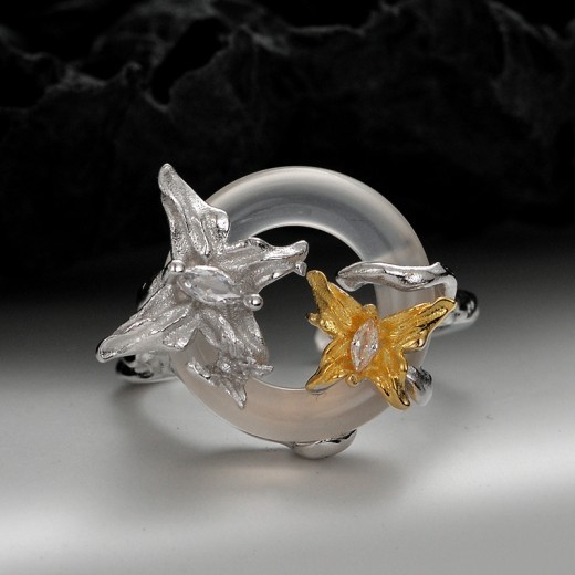Anillo de mariposa de plata de ley con nicho de color a juego con apertura para mujer