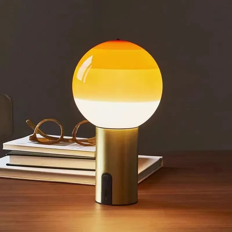 Lámpara de cristal personalizada con diseño de planeta simple