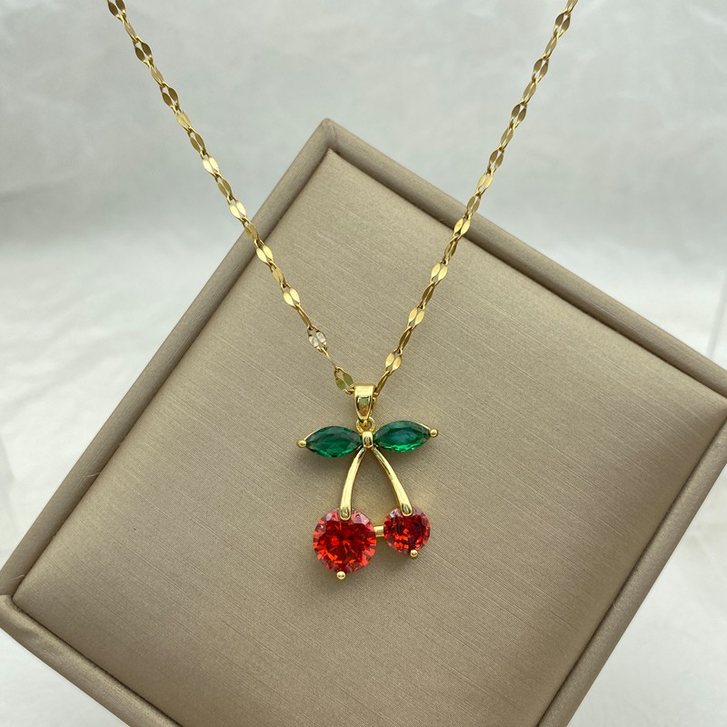 Collar de acero inoxidable chapado en oro