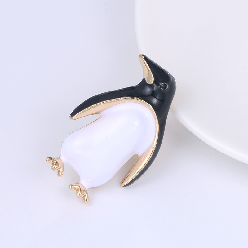 Ramillete de pin de pingüino