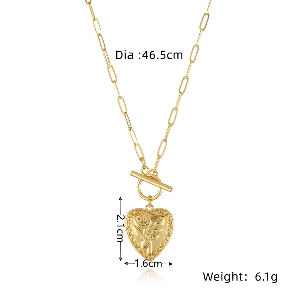 Collar con microincrustaciones de circonitas bañado en oro para mujer