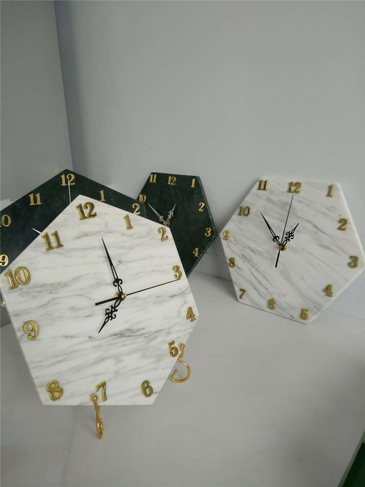 Reloj de moda creativo con arte silencioso para sala de estar